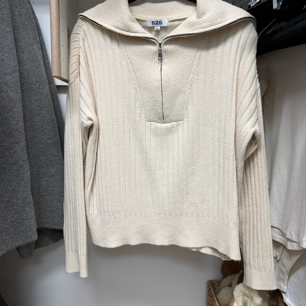 525 America Off-White Ribbed Turtleneck Sweater